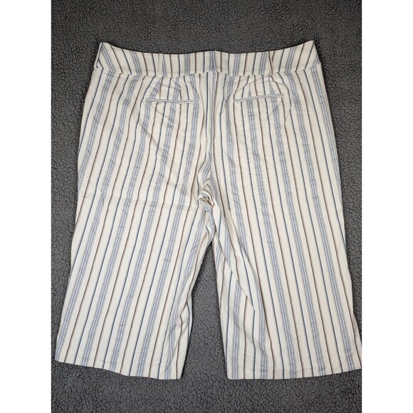 Lane Bryant Capri Womens 28 Ivory Striped Crop The Laney Capris Wide Leg Buttons - Picture 9 of 14